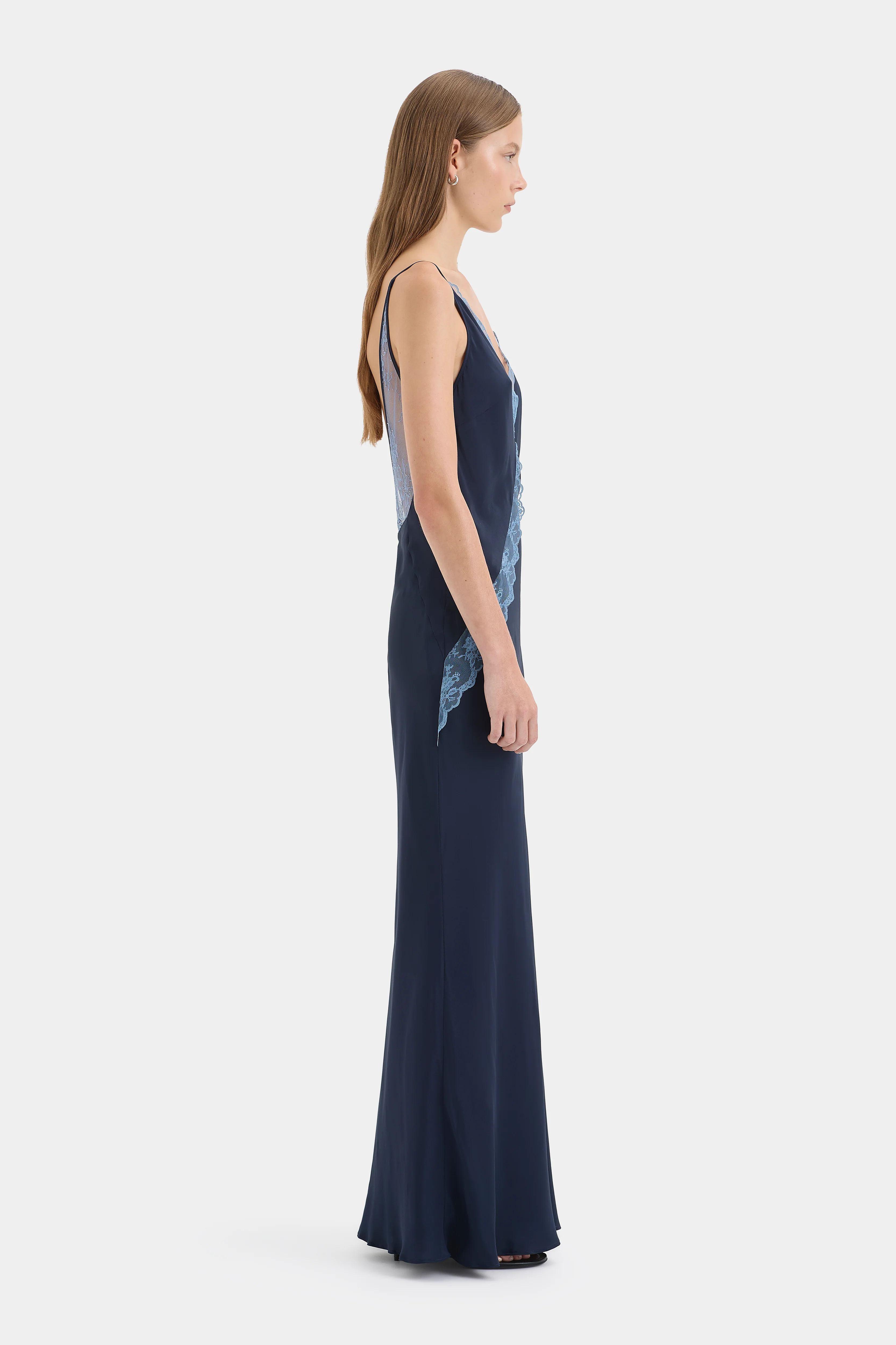 Elsie Lace Gown - Image 3